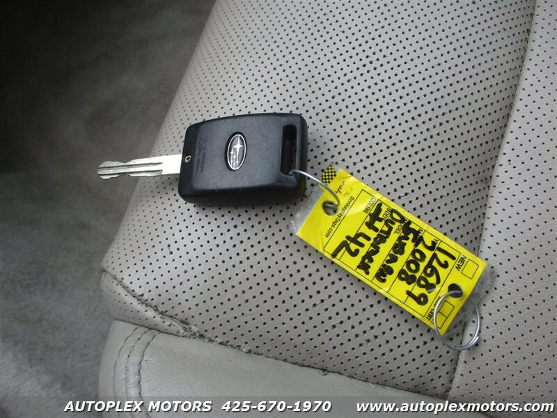Used 2008 Subaru Outback 2.5XT Limited AWD/4WD image 36