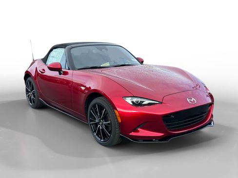 New 2025 MAZDA MX-5 Miata Grand Touring w/ Appearance Package image 7