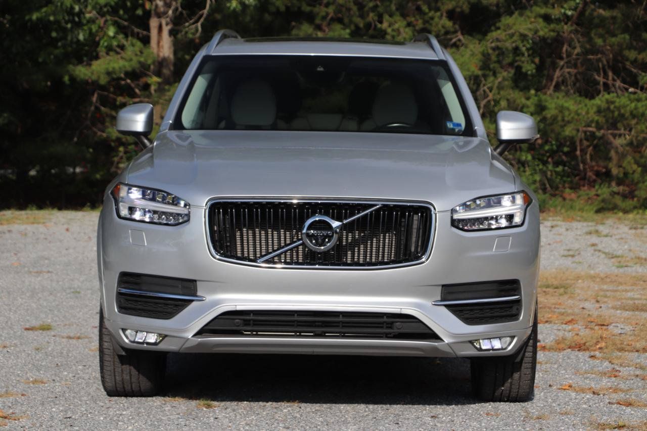 Used 2018 Volvo XC90 T6 Momentum w/ Convenience Package AWD/4WD image 45