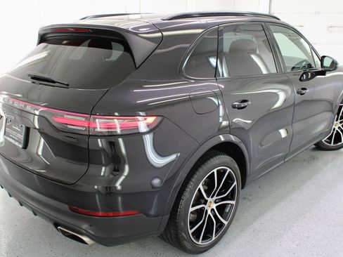 Used 2019 Porsche Cayenne AWD/4WD image 30