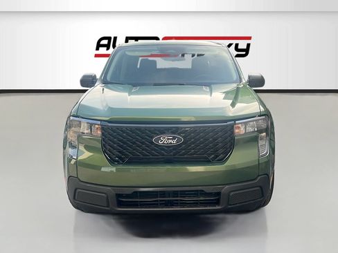 Used 2025 Ford Maverick XLT FWD image 2