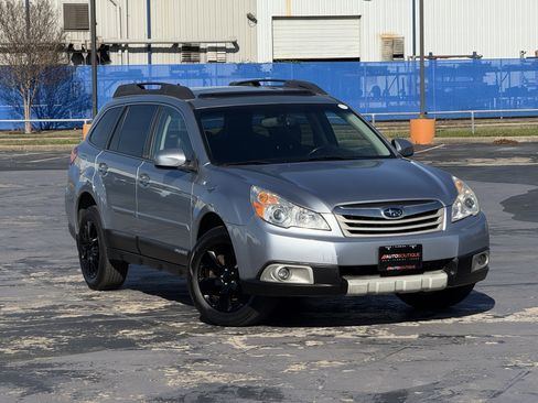 Used 2012 Subaru Outback 3.6R Limited image 3