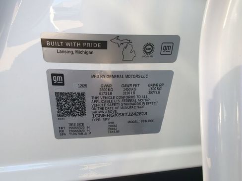 New 2026 Chevrolet Traverse LT w/ Enhanced Driving Package image 16