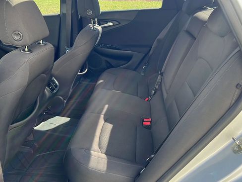 Used 2019 Chevrolet Malibu LT w/ Driver Confidence Package image 18