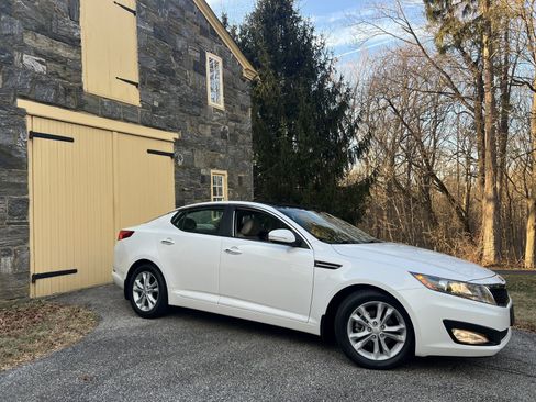 Used 2013 Kia Optima EX w/ Premium Pkg image 48