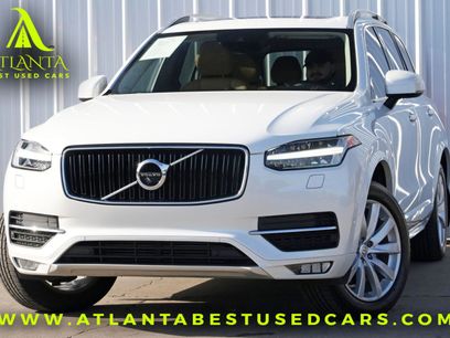 Used 2016 Volvo XC90 T6 Momentum w/ Momentum Plus Package