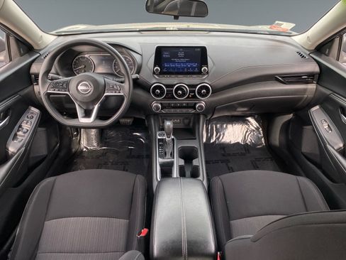 Used 2024 Nissan Sentra SV FWD image 10