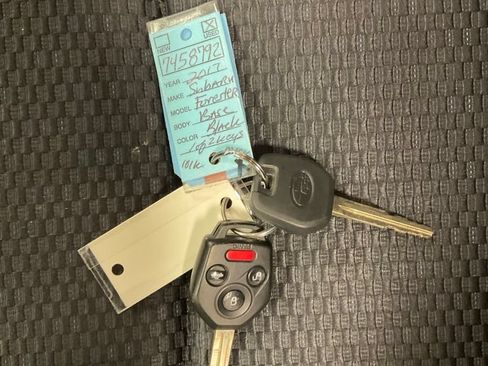 Used 2017 Subaru Forester 2.5i AWD/4WD image 35