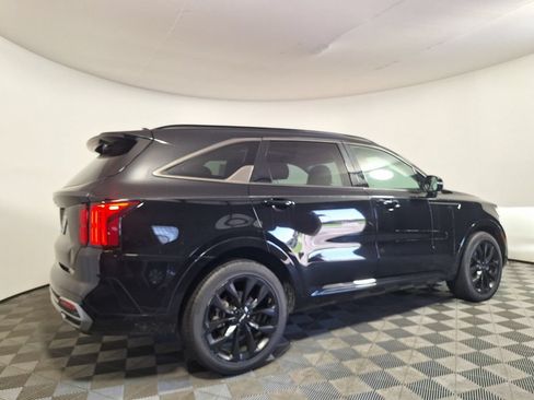 Used 2023 Kia Sorento SX FWD image 5