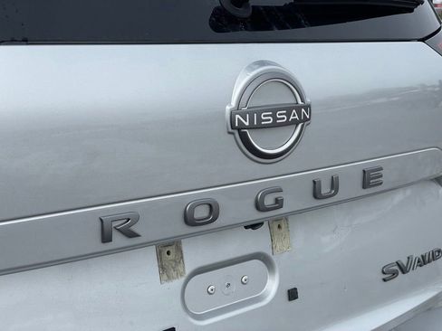 Certified 2024 Nissan Rogue SV image 29
