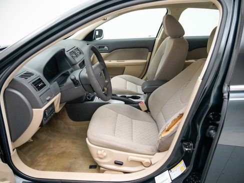 Used 2010 Ford Fusion SE image 23