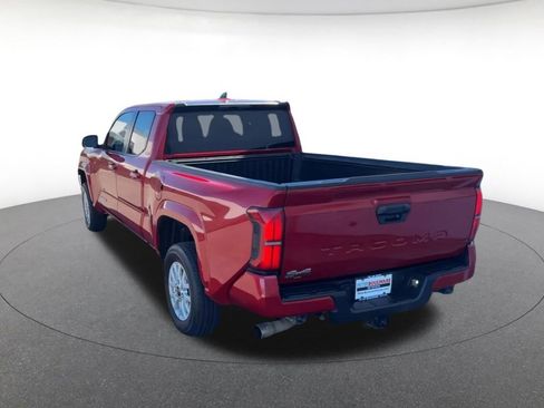 Used 2024 Toyota Tacoma SR5 AWD/4WD image 13