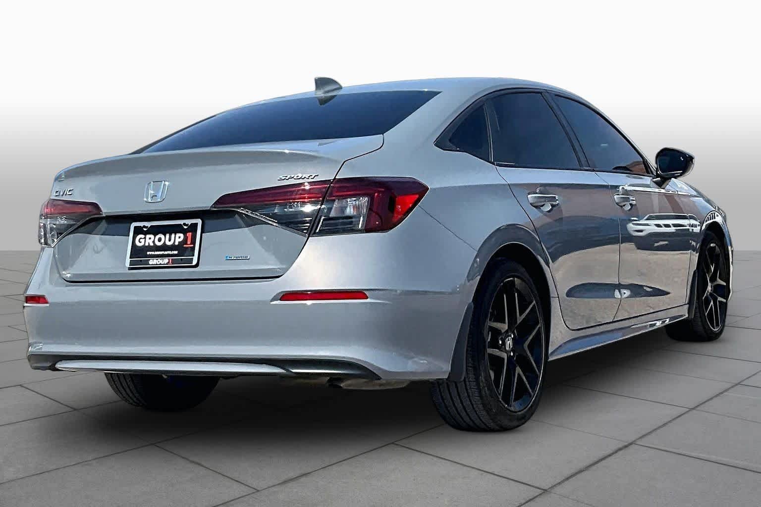 Used 2025 Honda Civic Sport image 13