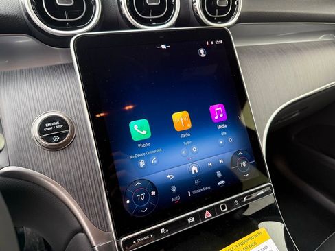 Used 2026 Mercedes-Benz GLC 300 4MATIC image 22