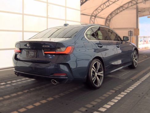 Used 2024 BMW 330i Sedan w/ Convenience Package RWD image 2