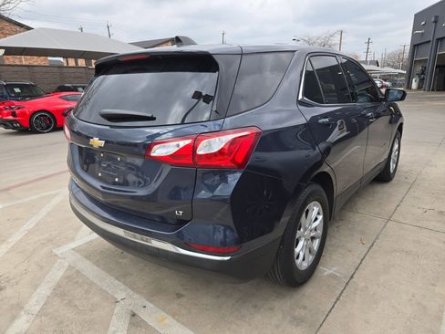 Used 2018 Chevrolet Equinox LT image 2
