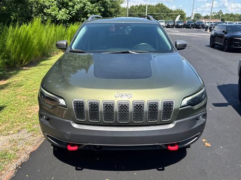 Used 2021 Jeep Cherokee Trailhawk w/ Sun, Sound & Nav Group AWD/4WD image 2