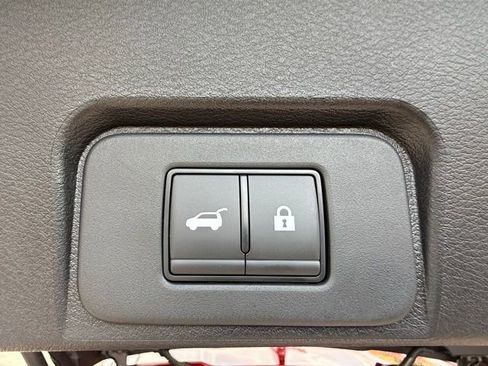 New 2026 Nissan Rogue SV image 18