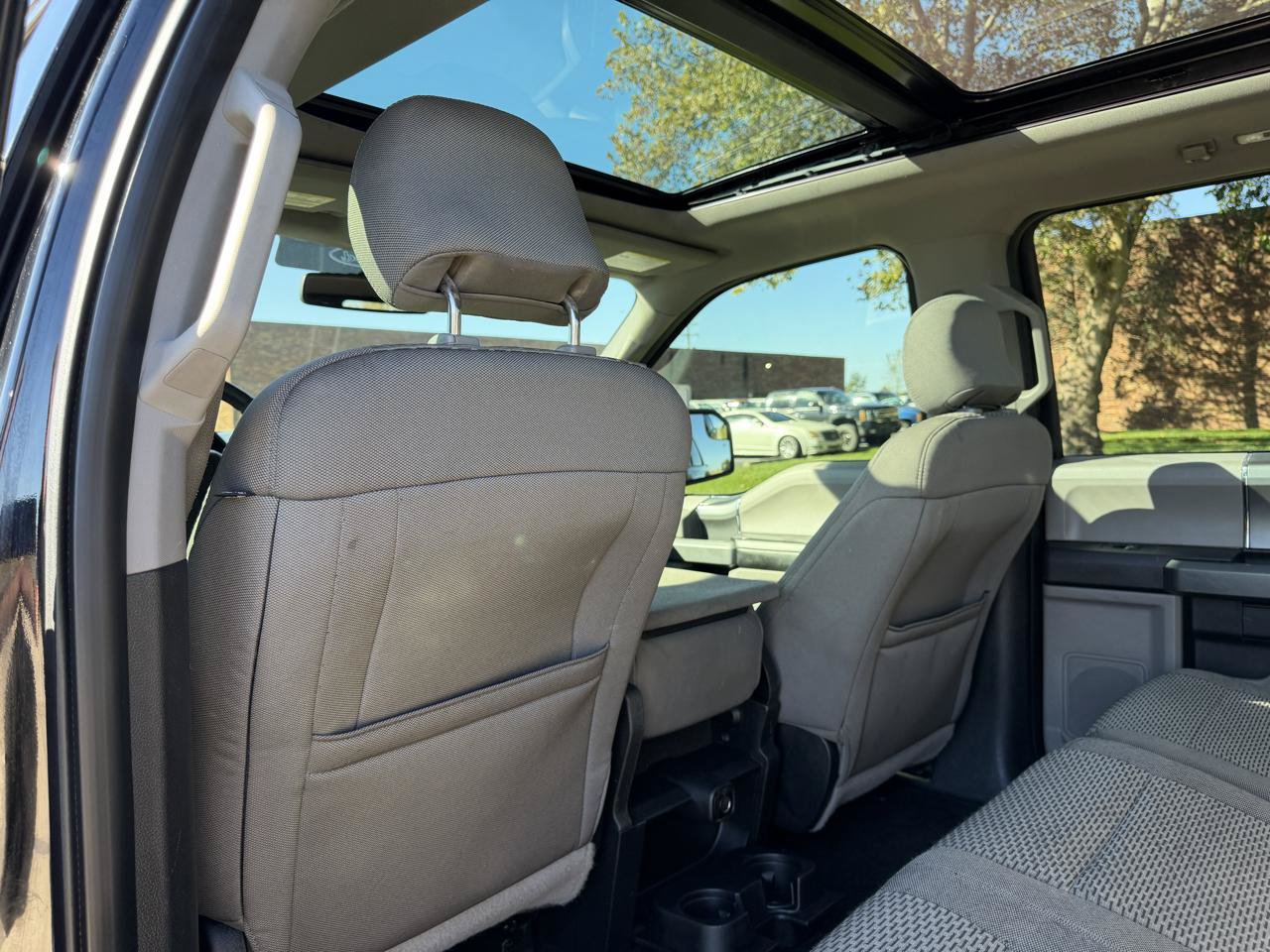 Used 2016 Ford F150 XLT w/ Equipment Group 302A Luxury AWD/4WD image 32