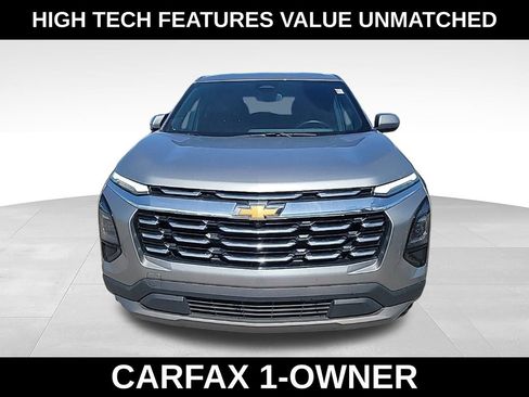 Used 2025 Chevrolet Equinox LT AWD/4WD image 3