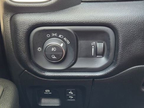 Certified 2022 RAM 1500 Lone Star image 25