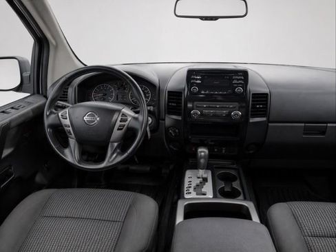 Used 2014 Nissan Titan SV w/ SV Value Truck Package AWD/4WD image 12