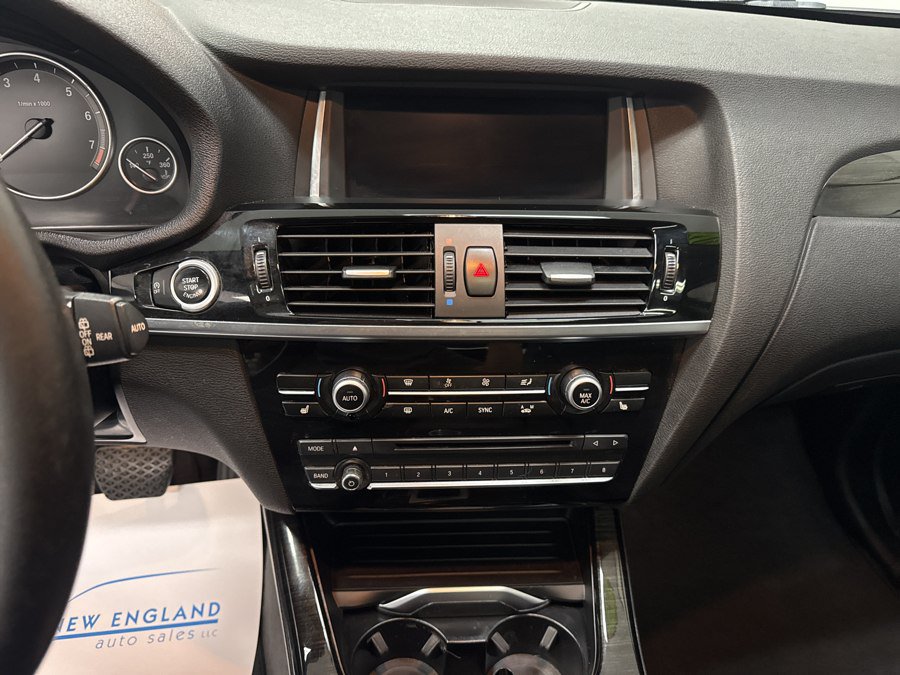 Used 2017 BMW X3 xDrive28i AWD/4WD image 11