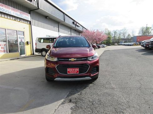 Used 2022 Chevrolet Trax LT w/ Driver Confidence Package AWD/4WD image 31