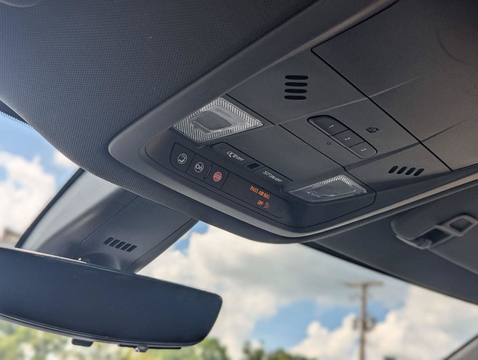 Used 2022 Buick Enclave Premium FWD image 28