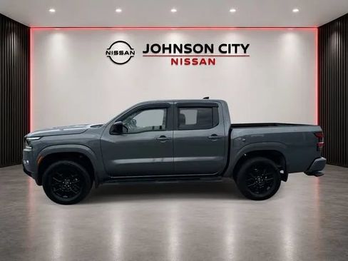 Used 2023 Nissan Frontier SV w/ Midnight Edition Package AWD/4WD image 8