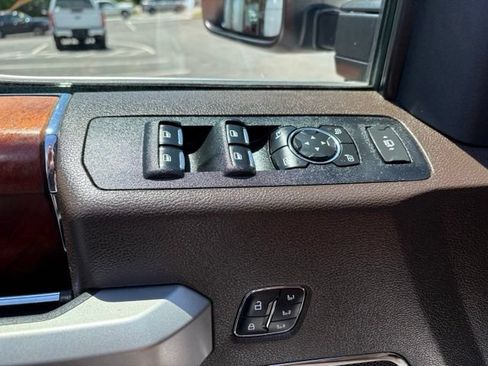 Used 2022 Ford F350 King Ranch w/ King Ranch Ultimate Package AWD/4WD image 17