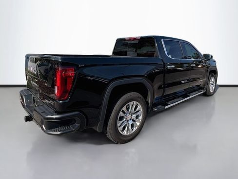 Used 2024 GMC Sierra 1500 Denali w/ Technology Package AWD/4WD image 5
