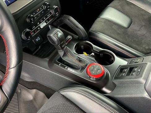 Used 2024 Ford Bronco Raptor AWD/4WD image 18