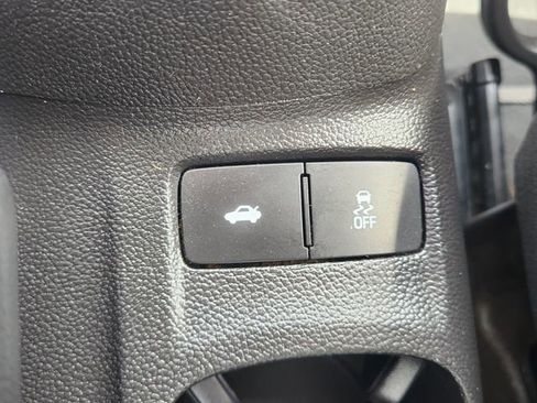 Used 2019 Chevrolet Sonic LT image 27