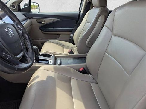 Used 2017 Honda Pilot EX-L image 23