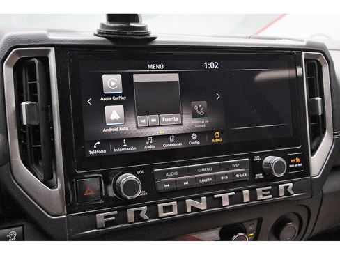Used 2025 Nissan Frontier SV w/ SV Convenience Package RWD image 14