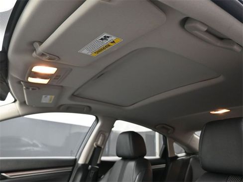 Used 2021 Honda Civic EX-L image 28