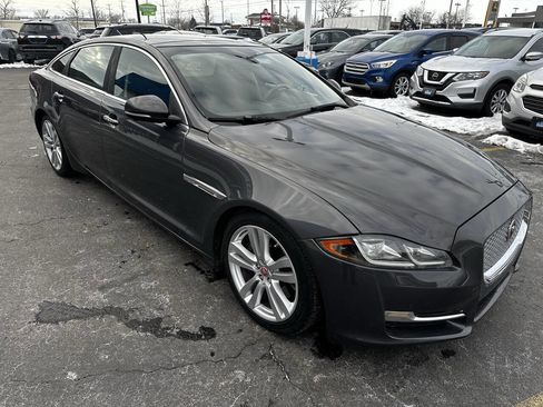 Used 2016 Jaguar XJ L Portfolio image 7