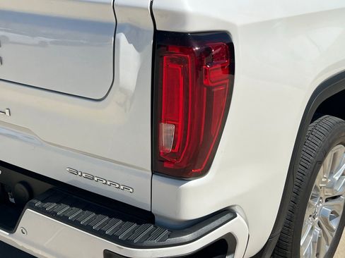 Used 2020 GMC Sierra 1500 Denali w/ Denali Ultimate Package image 14