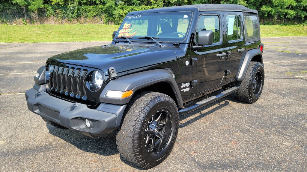 Used 2020 Jeep Wrangler Unlimited Sport AWD/4WD image 3