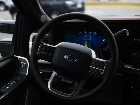 New 2026 Ford F250 King Ranch w/ Chrome Package image 18