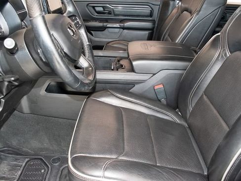 Used 2022 RAM 1500 Limited w/ Body-Colour Bumper Group AWD/4WD image 17