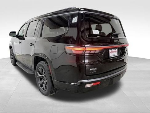 New 2026 Jeep Grand Wagoneer Limited AWD/4WD image 10