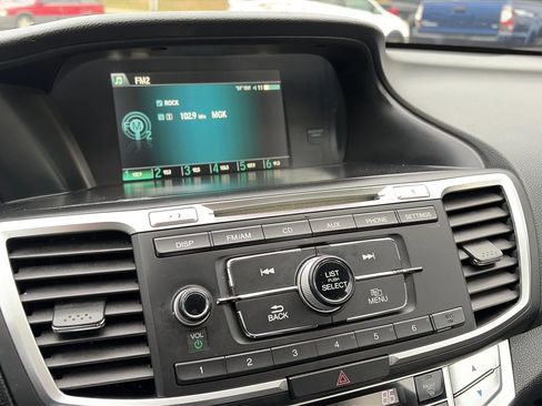 Used 2014 Honda Accord EX image 38