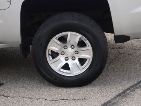 Used 2018 Chevrolet Silverado 1500 LT w/ All Star Edition AWD/4WD image 28