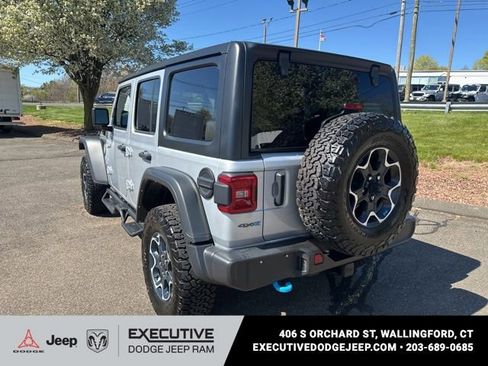 Used 2023 Jeep Wrangler Unlimited Rubicon 4xe w/ Cold Weather Group AWD/4WD image 4