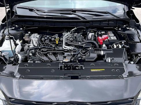 Used 2024 Nissan Altima 2.5 SL AWD/4WD image 13