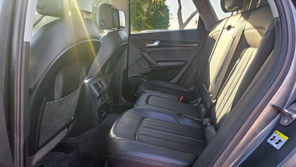 Used 2020 Audi Q5 e Premium AWD/4WD image 23