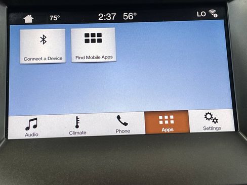 Used 2018 Ford Edge Titanium w/ Ford Safe & Smart Package FWD image 31
