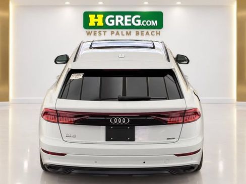 Used 2019 Audi Q8 Prestige w/ Adaptive Chassis Package AWD/4WD image 8